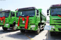 中國(guó)重汽 HOWO重卡 340馬力 6X4 自卸車(chē)(U型斗新型渣土車(chē))(ZZ3257N3847D1)