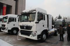 中國(guó)重汽 HOWO T5G系重卡 4X2 牽引車(chē)(LNG)