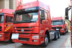 中國(guó)重汽 HOWO重卡 336馬力 6X4 牽引車(至強(qiáng)版 HW76)(ZZ4257N3247C1)