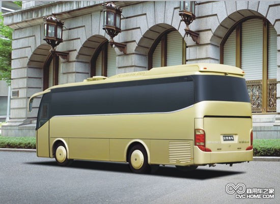安凱尊榮行駛中 商用車之家訊