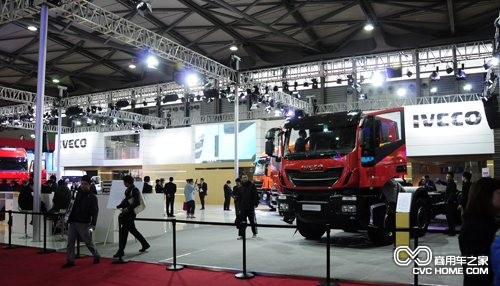 依維柯四門(mén)雙排Eurocargo專(zhuān)用消防車(chē) 商用車(chē)網(wǎng)報(bào)道