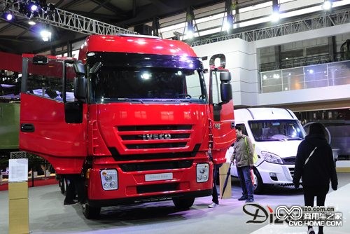 依維柯四門(mén)雙排專(zhuān)用消防車(chē) 商用車(chē)網(wǎng)報(bào)道