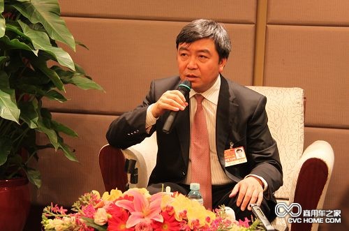 郭振甫(全國人大代表、鄭州日產(chǎn)汽車有限公司總經(jīng)理) 商用車之家