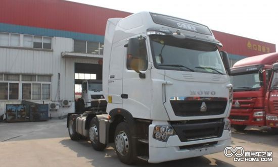 中國(guó)重汽HOWO T7H牽引車(chē)