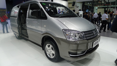 2014第二屆廣州國際商用車展 東風(fēng)風(fēng)行MPV