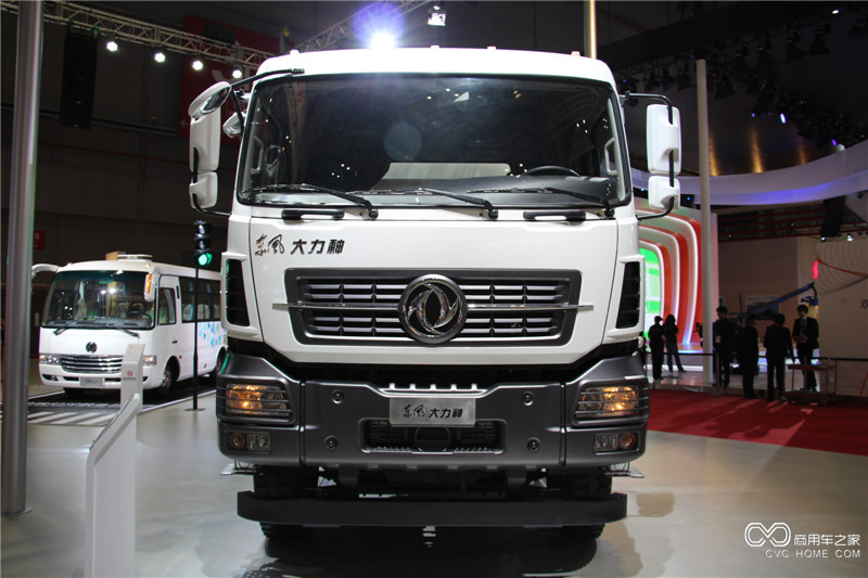 2015上海車展 東風大力神自卸車