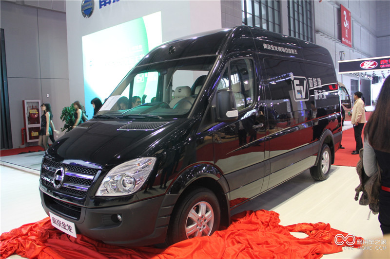 2015上海車展 南京金龍續(xù)航王