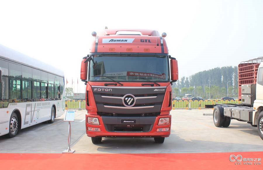 福田 歐曼GTL 9系重卡 345馬力 4X2 牽引車(BJ4189SLFKA)