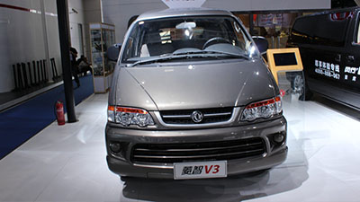 2015重慶車展 東風(fēng)風(fēng)行菱智V3