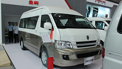 2015重慶車展金杯大海獅2.4旗艦版