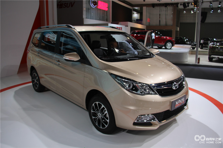 2015廣州車展：全新長(zhǎng)安歐尚商務(wù)MPV