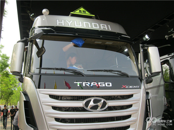 四川現(xiàn)代?；愤\(yùn)輸車-17.jpg