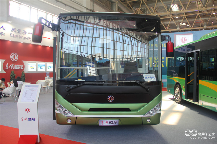 2016北京道路運(yùn)輸展 東風(fēng)超龍12米純電動(dòng)城市客車(chē)