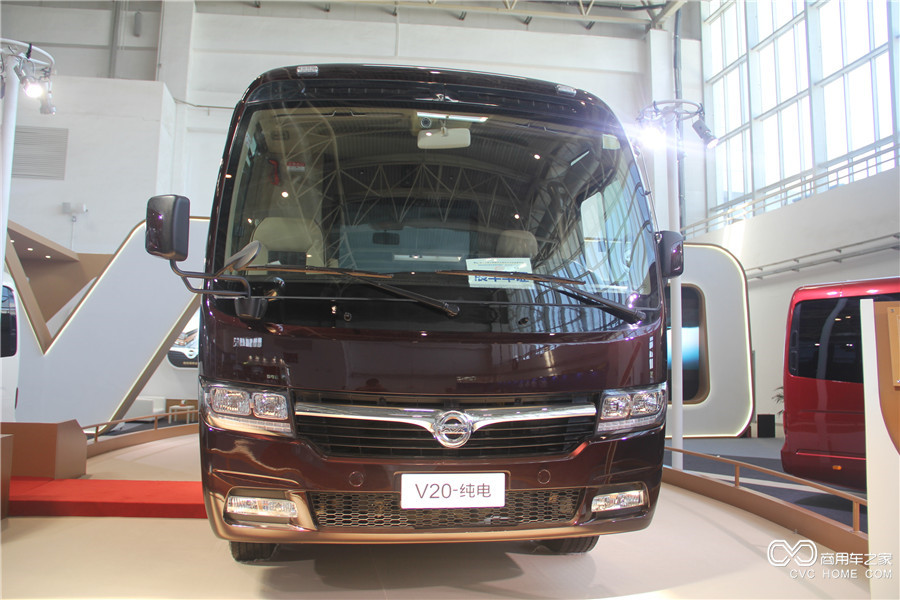 2016北京道路運(yùn)輸展 中航愛維客V20純電動版