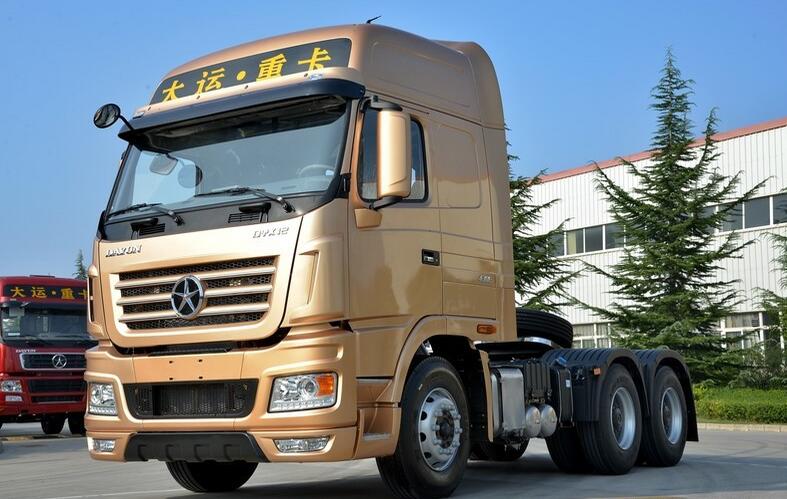 大運(yùn) N9重卡 430馬力 6X4牽引車(土豪金)