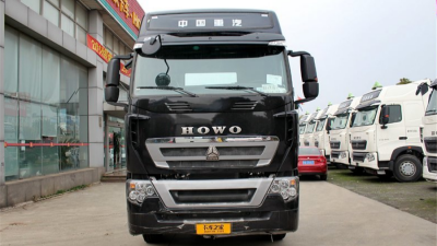 中國(guó)重汽 HOWO T7H重卡 440馬力 6X4牽引車(chē)