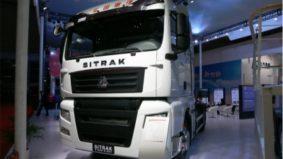 中國(guó)重汽 汕德卡SITRAK C7H重卡 440馬力 4X2牽引車(chē)