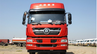 中國(guó)重汽 斯太爾D7B重卡 380馬力 6X4牽引車(chē)(高頂)