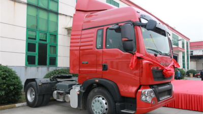 中國(guó)重汽 HOWO T5G重卡 340馬力 4X2牽引車(chē)