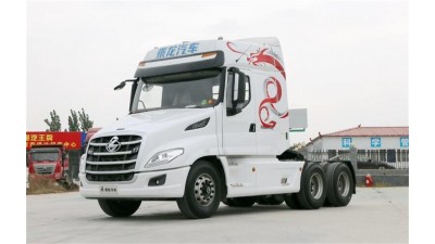 東風(fēng)柳汽乘龍T7 500馬力6*4牽引車