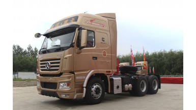 大運(yùn) N9H重卡 標(biāo)載版 460馬力 6X4牽引車(康明斯)(CGC4250D5FCCH)