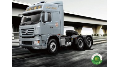 大運(yùn)N9H 遠(yuǎn)航版6*4大馬力牽引車
