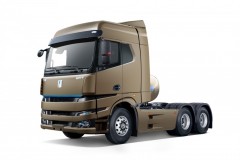 吉利遠(yuǎn)程LNG牽引車(chē)
